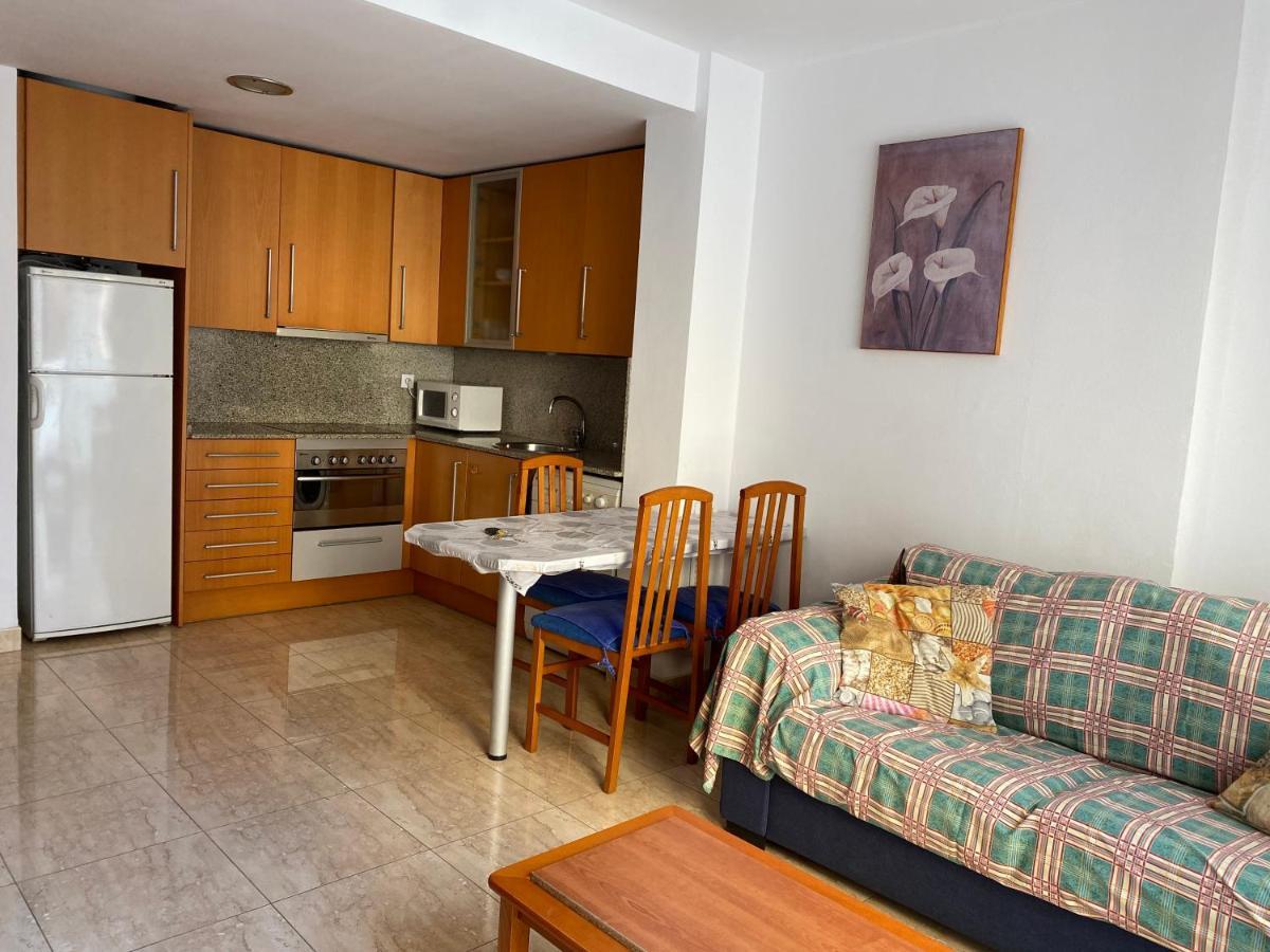 Joan Xxiii Apartment Тарагона Екстериор снимка